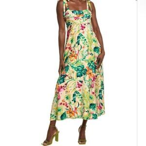 Taylor Tropical Floral Maxi Dress. Size L